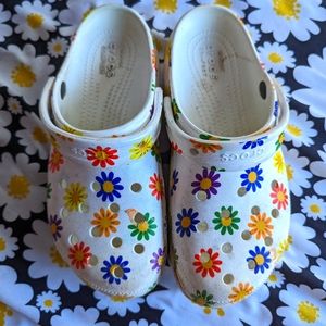 Crocs Daisy Rainbow Platforms Size 8